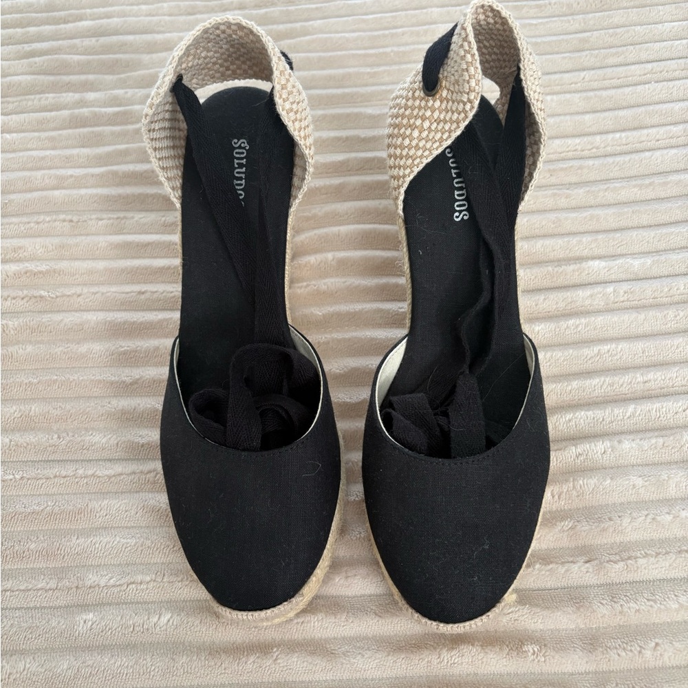 Soludos Women's Black and Tan Espadrille Shoes